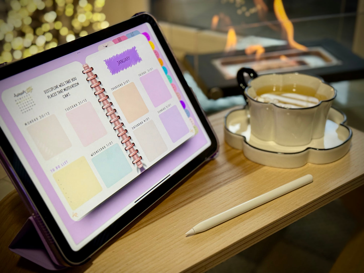 Digital Planner Lady Romi 2025 EN 🇬🇧